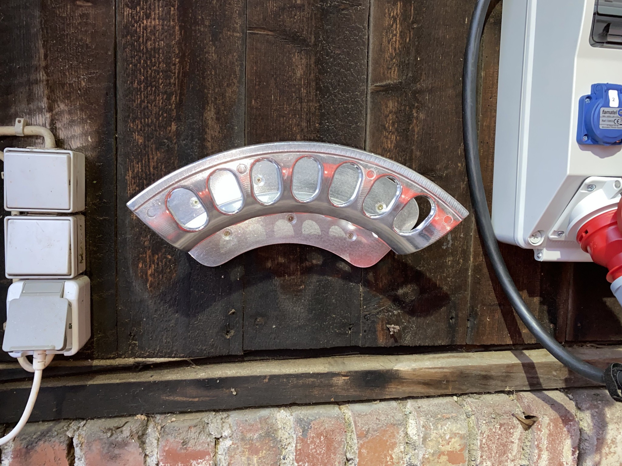 Wandhalter Standard für Schläuche, Kabel, Seile 35x13 cm